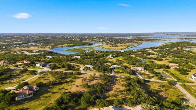 2131 Senora Rdg, Canyon Lake, TX 78133