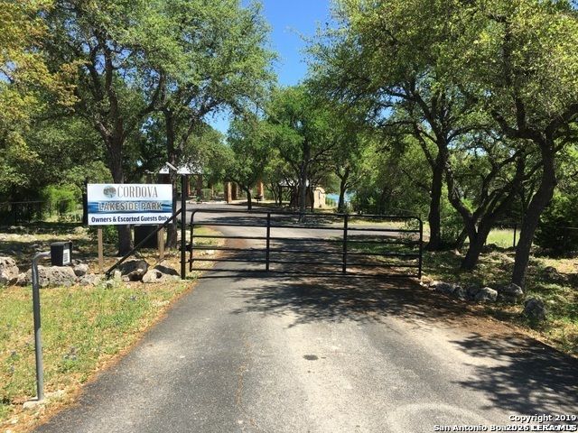 2131 Senora Rdg, Canyon Lake, TX 78133