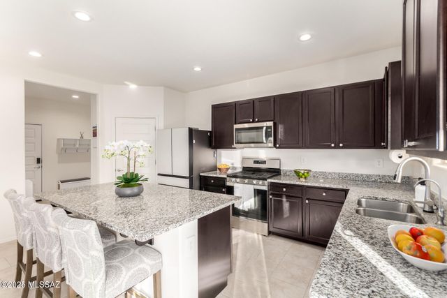 9265 W Tenaza Lane, Marana, AZ 85653