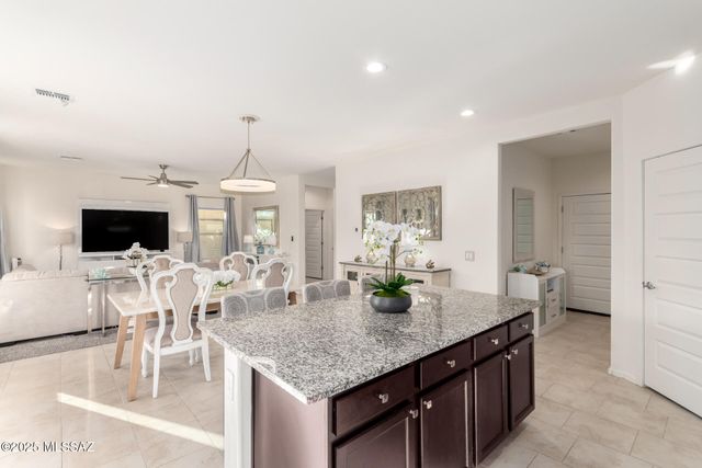 9265 W Tenaza Lane, Marana, AZ 85653