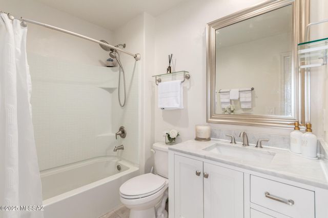 9265 W Tenaza Lane, Marana, AZ 85653