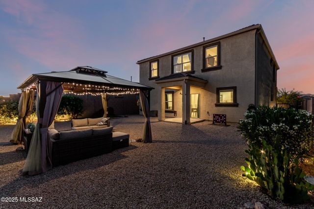 9265 W Tenaza Lane, Marana, AZ 85653