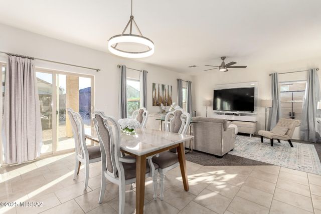 9265 W Tenaza Lane, Marana, AZ 85653