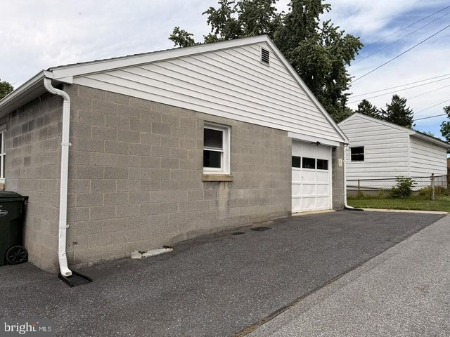 349 MARKET ST, Highspire, PA 17034