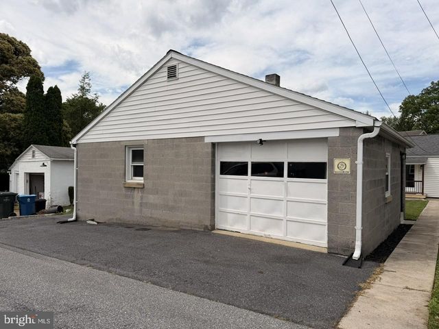 349 MARKET ST, Highspire, PA 17034