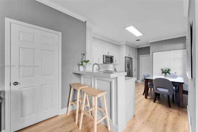 3815 Tree Top Dr, Weston, FL 33332