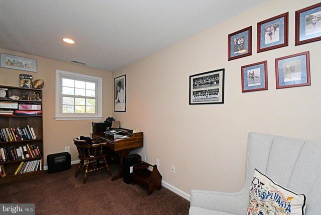 192 GREENBRIAR LN, Newtown, PA 18940