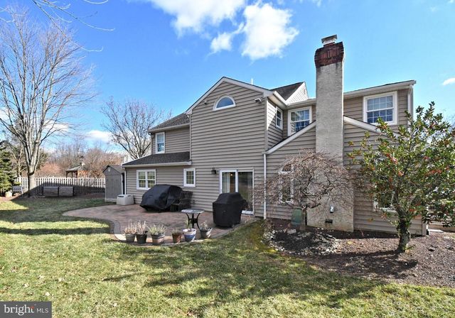 192 GREENBRIAR LN, Newtown, PA 18940