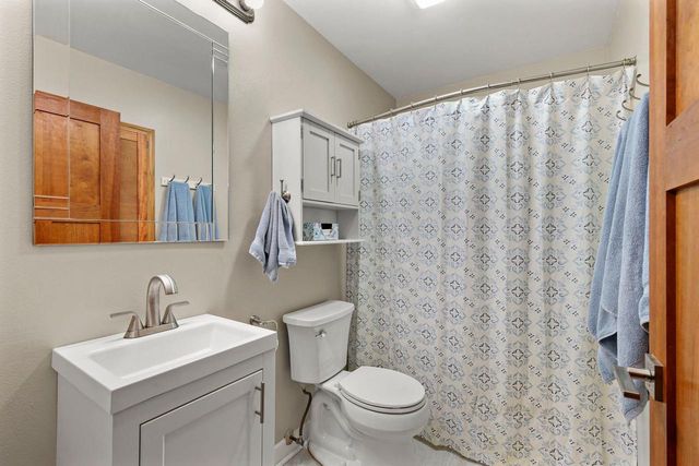 1817 Anhalt Drive, Madison, WI 53704