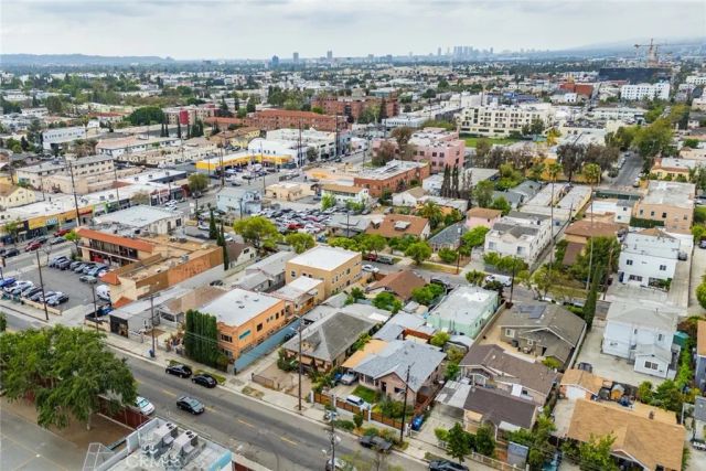 1127 N Normandie, Los Angeles, CA 90029