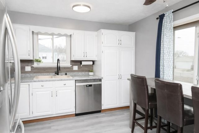 1307 NEPTUNE Drive, Carter Lake, IA 51510