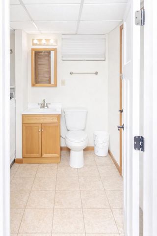 1307 NEPTUNE Drive, Carter Lake, IA 51510