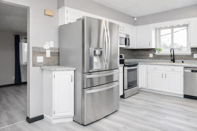 1307 NEPTUNE Drive, Carter Lake, IA 51510