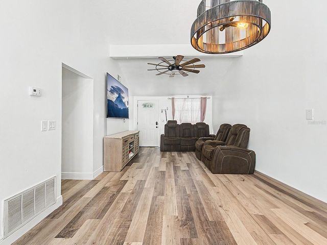 8304 DASA PLACE, Tampa, FL 33615