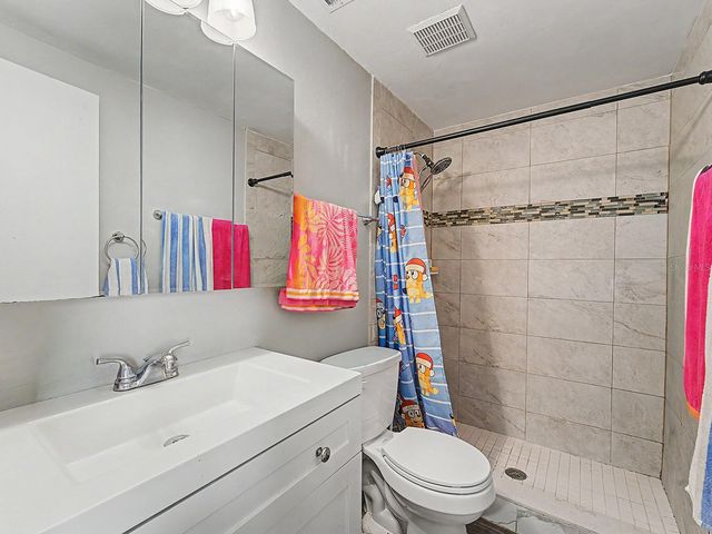 8304 DASA PLACE, Tampa, FL 33615