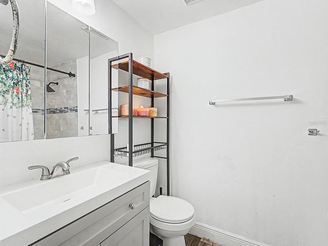 8304 DASA PLACE, Tampa, FL 33615