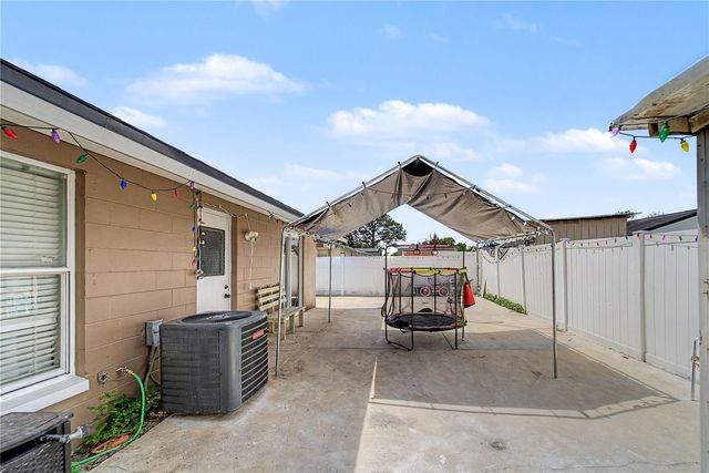 8304 DASA PLACE, Tampa, FL 33615