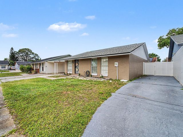 8304 DASA PLACE, Tampa, FL 33615