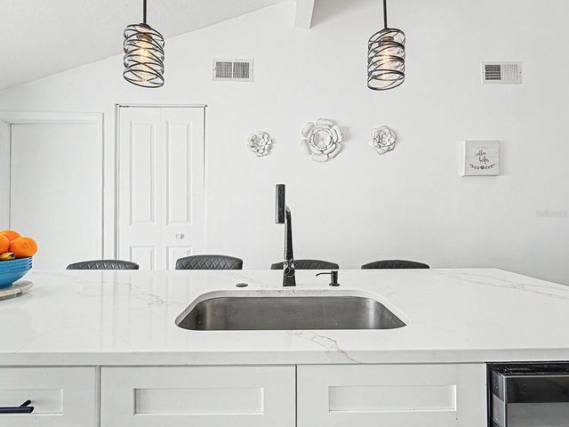 8304 DASA PLACE, Tampa, FL 33615