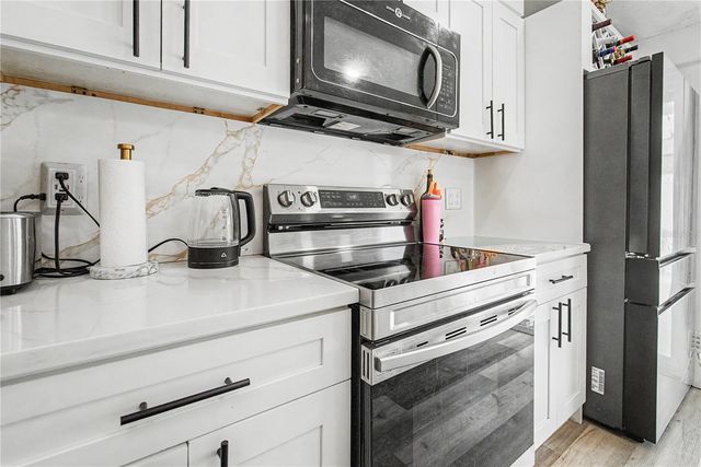 8304 DASA PLACE, Tampa, FL 33615