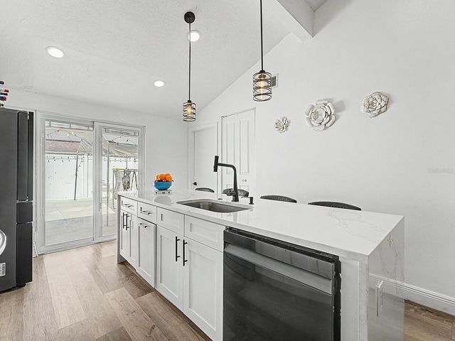 8304 DASA PLACE, Tampa, FL 33615