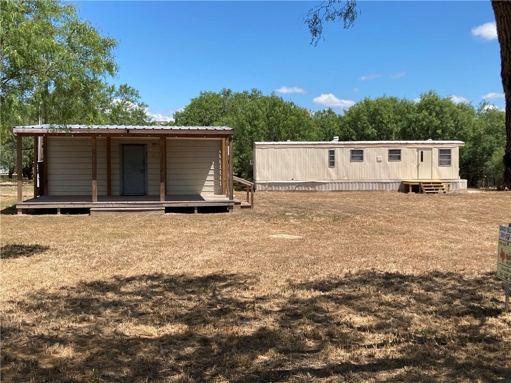 1134 E County Road 2328, Riviera, TX 78379