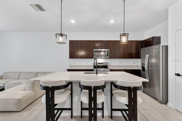 567 MANGROVE SHADE CIRCLE, Apollo Beach, FL 33572