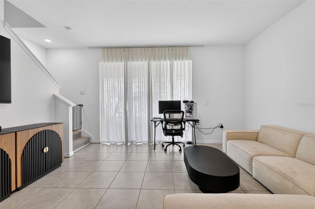 567 MANGROVE SHADE CIRCLE, Apollo Beach, FL 33572