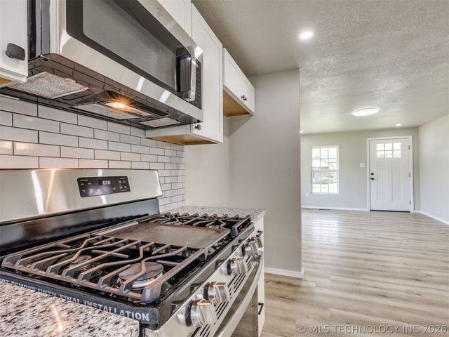 513 N J Street, Eufaula, OK 74432