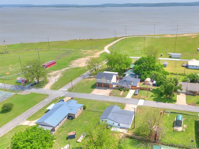 513 N J Street, Eufaula, OK 74432