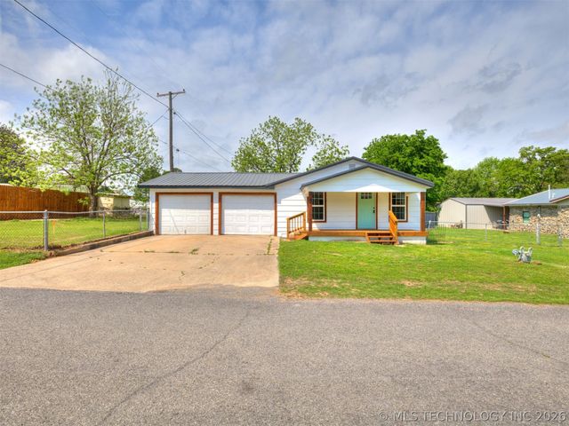 513 N J Street, Eufaula, OK 74432