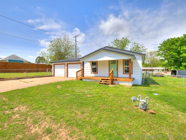513 N J Street, Eufaula, OK 74432