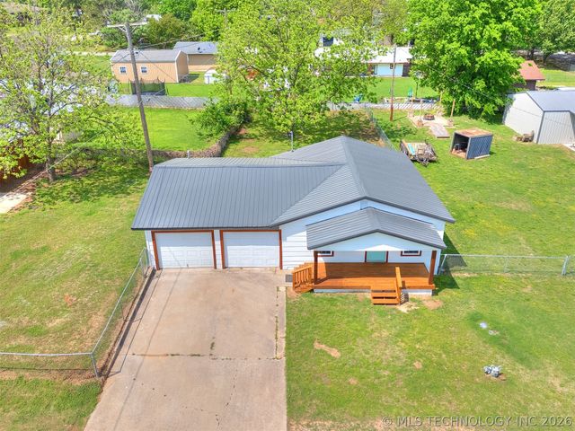 513 N J Street, Eufaula, OK 74432