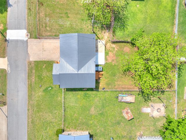 513 N J Street, Eufaula, OK 74432