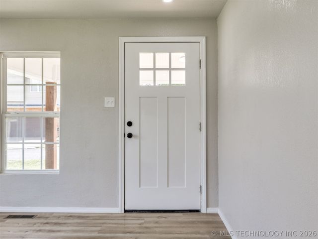 513 N J Street, Eufaula, OK 74432