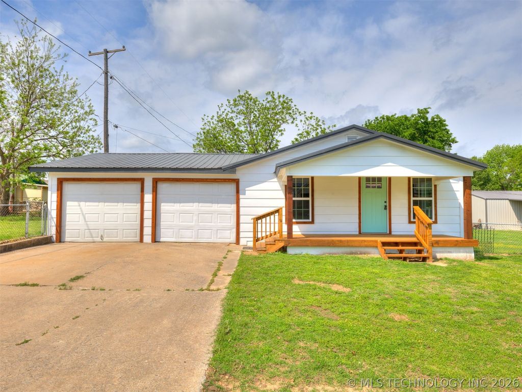 513 N J Street, Eufaula, OK 74432