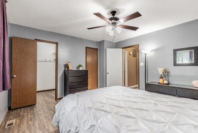 6116 Hickory Hill Lane, Evansville, IN 47710