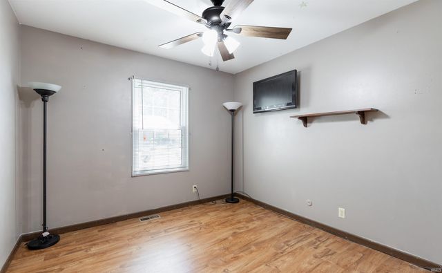 6116 Hickory Hill Lane, Evansville, IN 47710