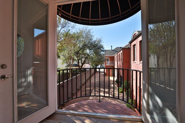 1117 Potomac Drive C, Houston, TX 77057