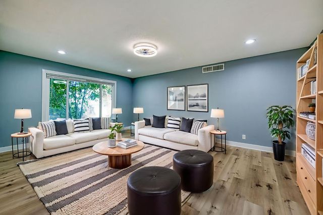 5435 N Bond Street, Fresno, CA 93710