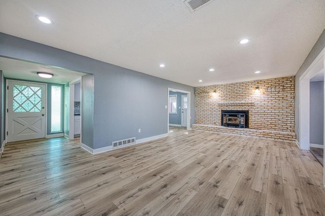 5435 N Bond Street, Fresno, CA 93710