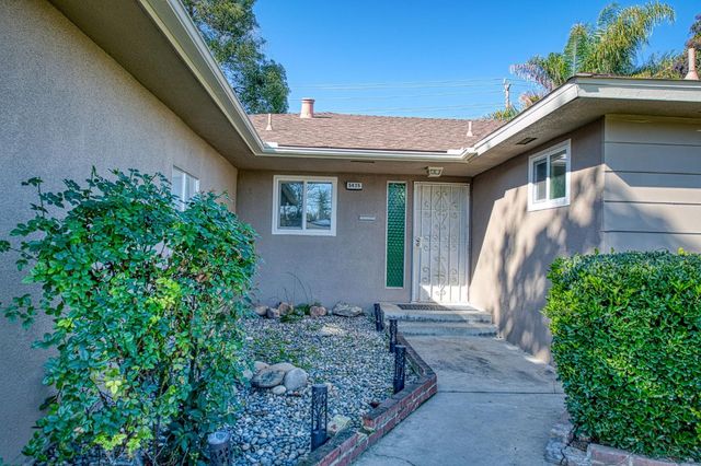 5435 N Bond Street, Fresno, CA 93710