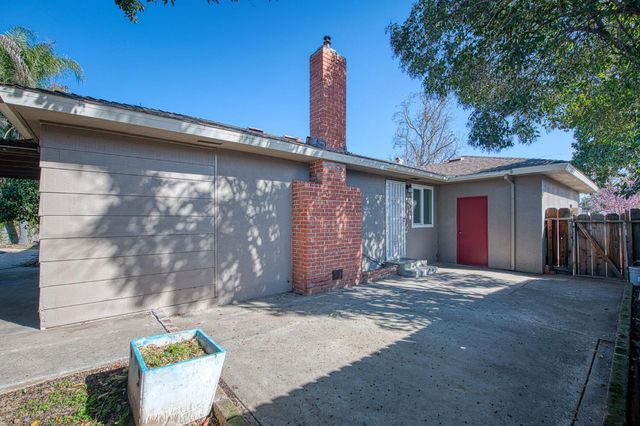 5435 N Bond Street, Fresno, CA 93710