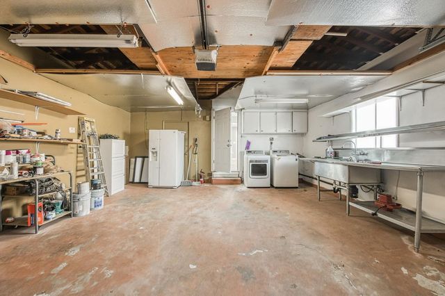 5435 N Bond Street, Fresno, CA 93710