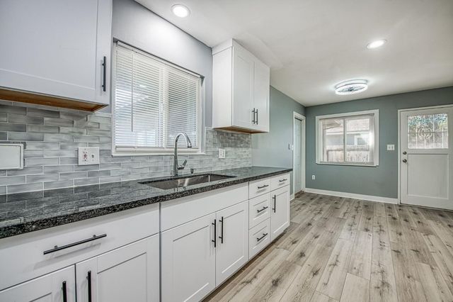 5435 N Bond Street, Fresno, CA 93710