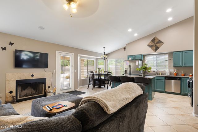 420 N LEOMA Lane, Chandler, AZ 85225