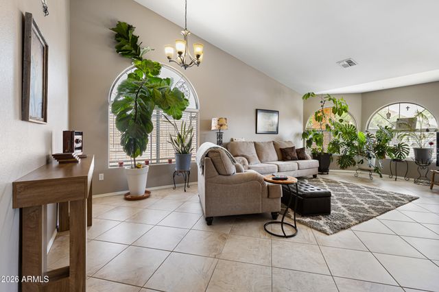 420 N LEOMA Lane, Chandler, AZ 85225