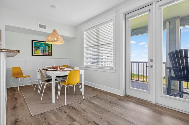 26570 Bay Water Drive 302, Galveston, TX 77554