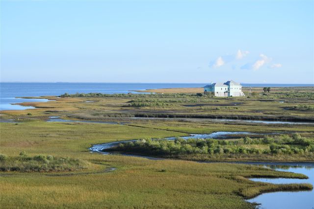 26570 Bay Water Drive 302, Galveston, TX 77554