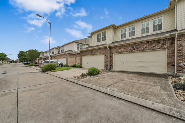 2847 Misty Heath Lane, Houston, TX 77082